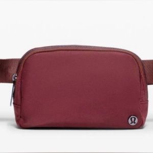 Used Once: Lululemon Everywhere Belt Bag Maroon 💕